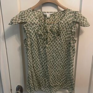 Banana Republic Green Ruffled Sleeveless Blouse